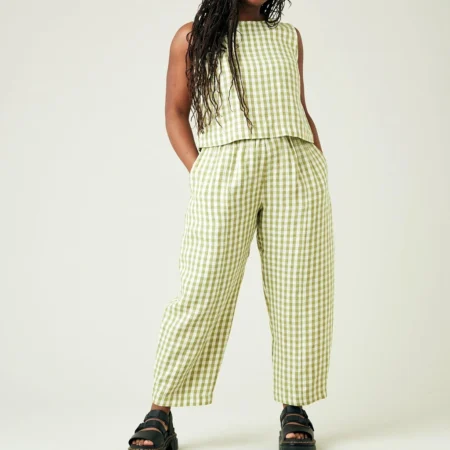 Combhasaki Women’s 2 Piece Y2K Vintage Plaid/Stripes Print Outfits Set Sleeveless Round Neck Crop Tank Tops +Elastic Waist Pants
