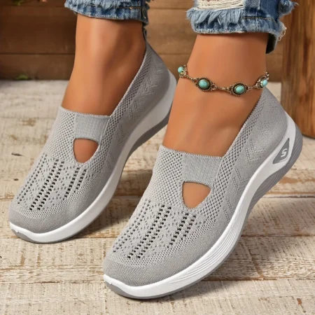 Summer Women's Sneakers Breathable Slip on Walking Shoes Mesh Low Top Womens Vulcanized Shoes Soft Sole Lightweight Women Shoes